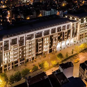 Otel Garlon